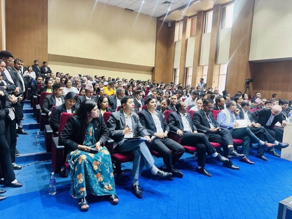 छलफल कार्यक्रममा उपस्थित वरिष्ठ अधिवक्ता तथा अधिवक्ताहरू